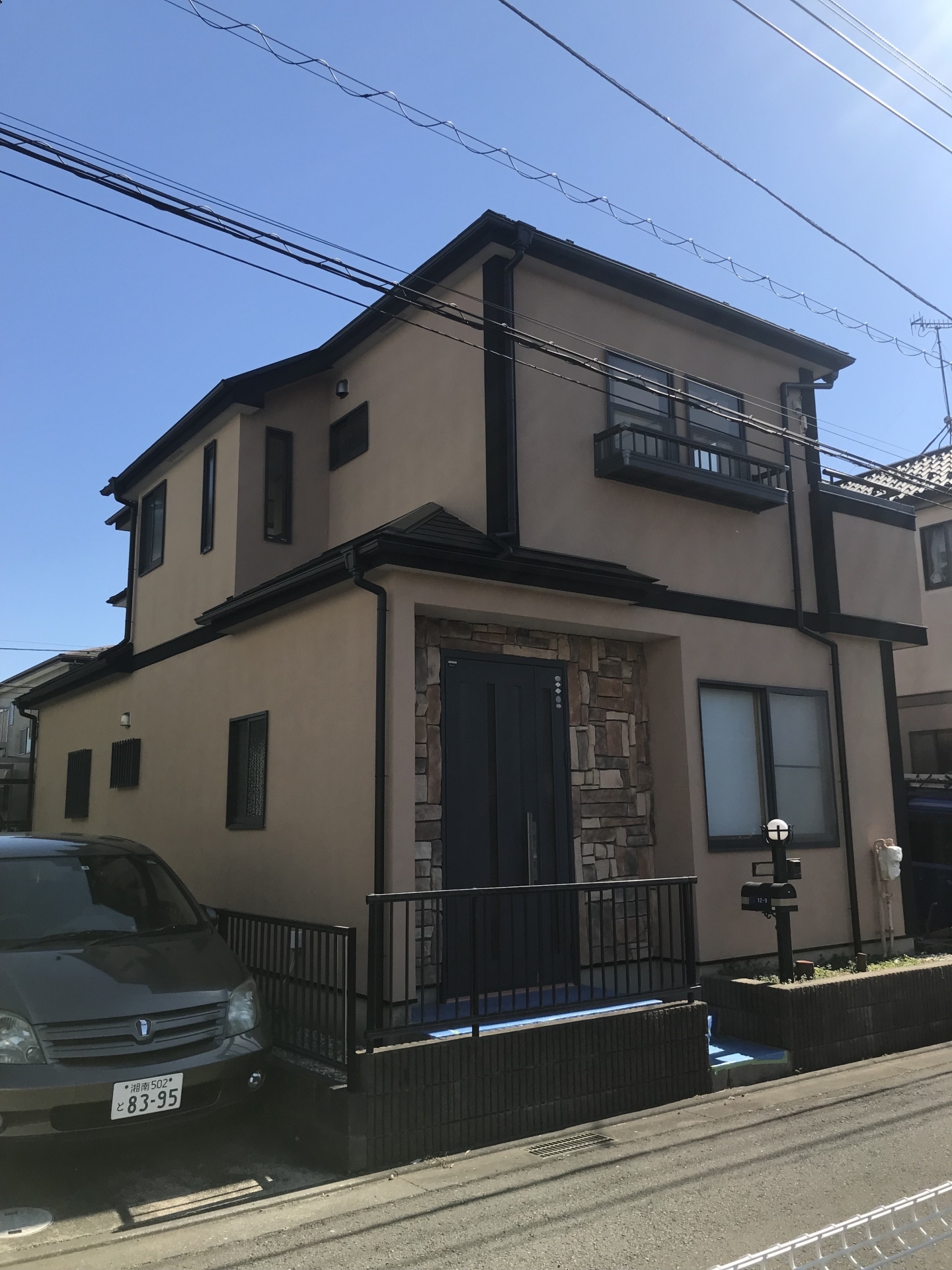 平塚市田村｜戸建て 外壁アートフレッシュ(砂壁調塗剤) 屋根シリコン塗装